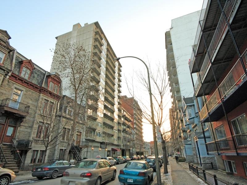 Montreal (Downtown) 2 Bedroom Apartments For Rent At Le Barcelona ...